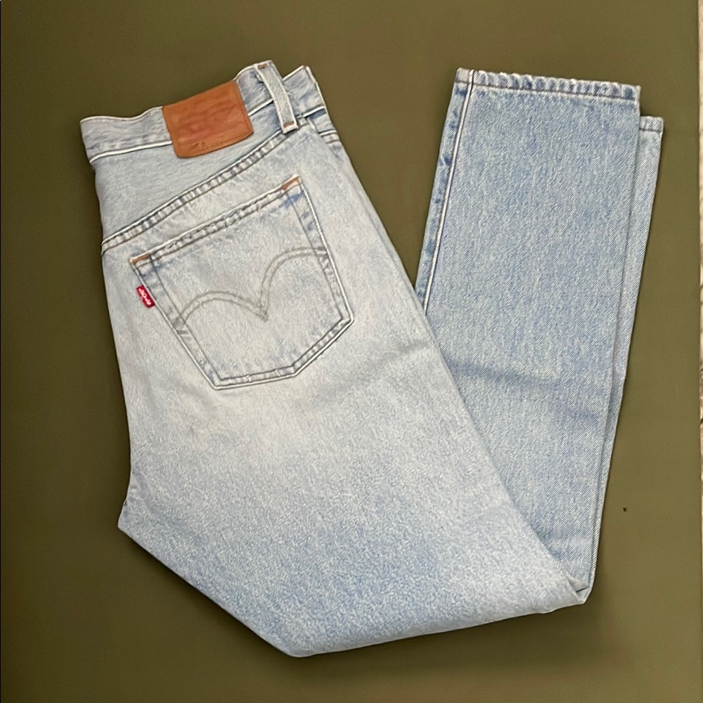 Women’s Levi’s 501 Jeans